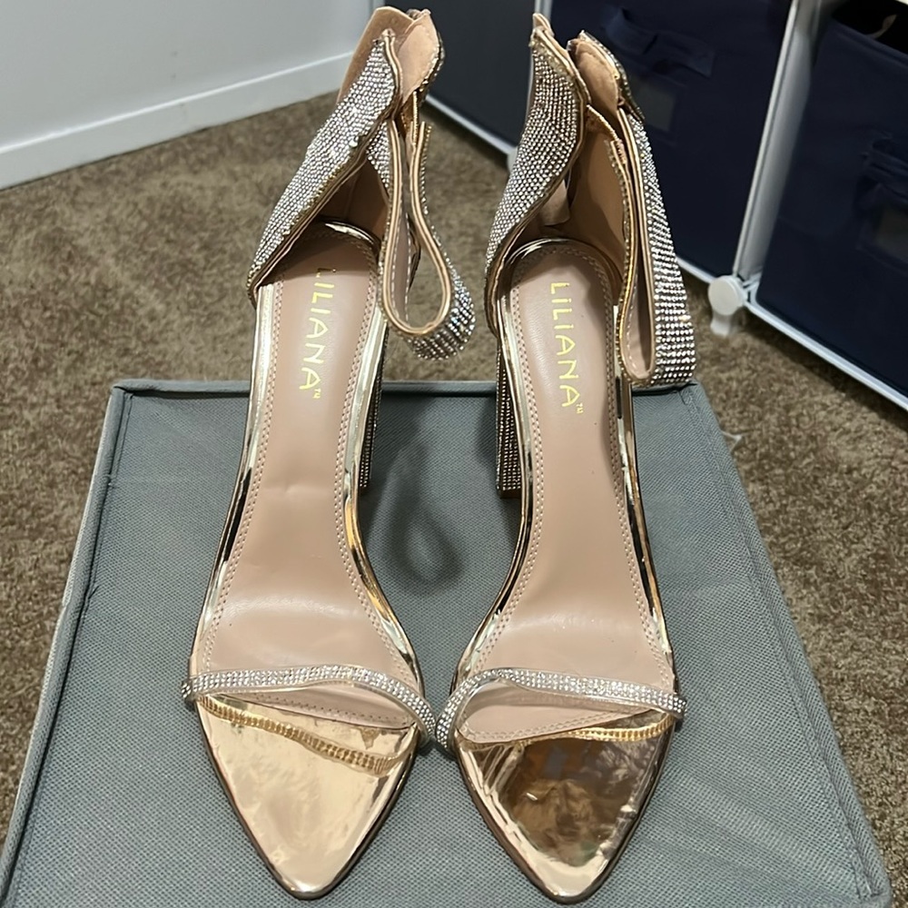 Liliana Rhinestone Rose Gold Ankle Strap Sandals 4” heels - Size 10 $40